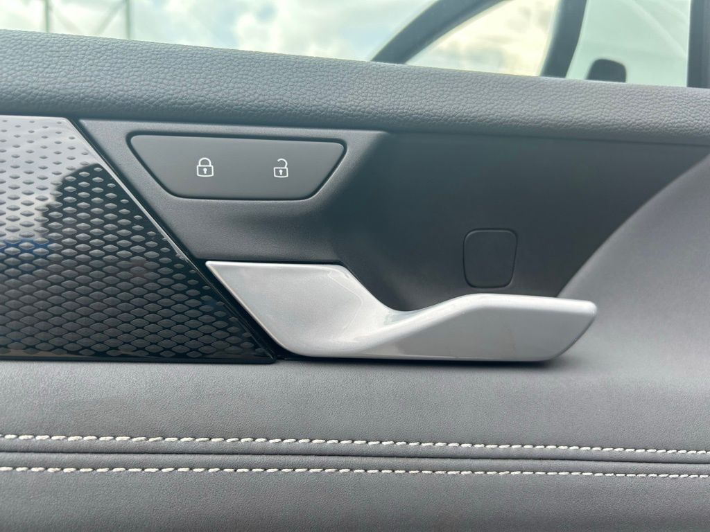 2025 Volkswagen Tiguan 2.0T SE Tampa FL