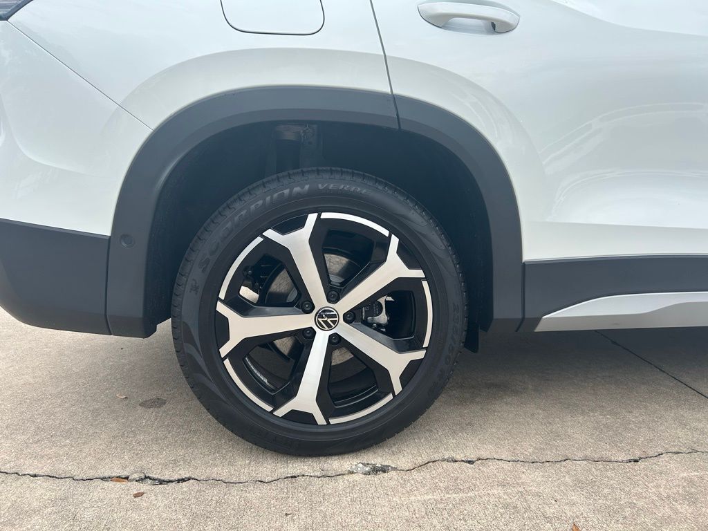 2025 Volkswagen Tiguan 2.0T SE Tampa FL