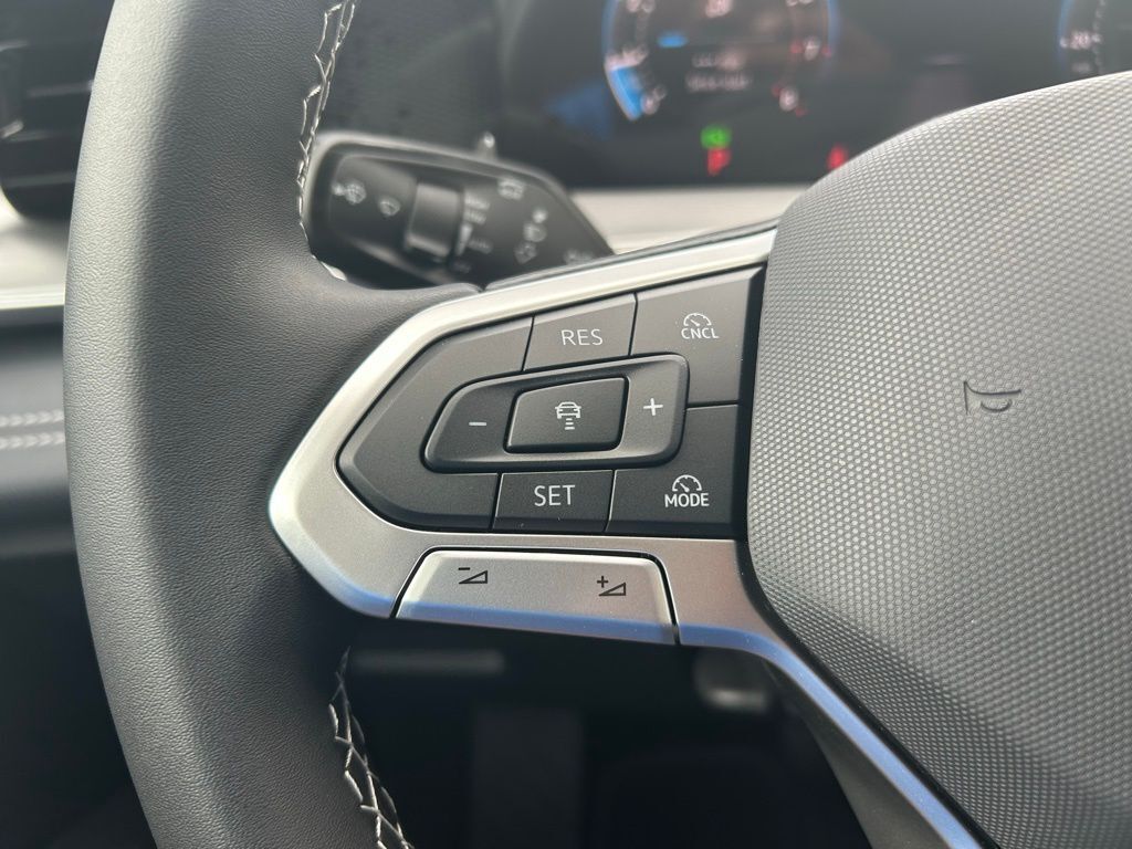 2025 Volkswagen Tiguan 2.0T SE Tampa FL