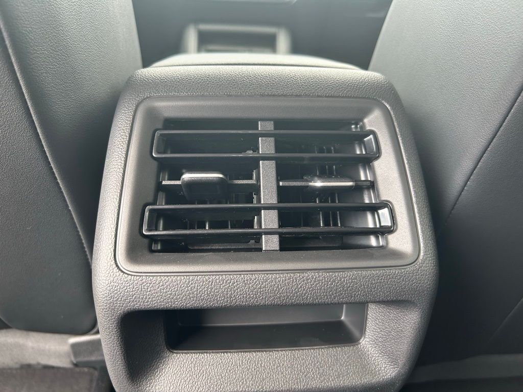 2025 Volkswagen Tiguan 2.0T SE Tampa FL