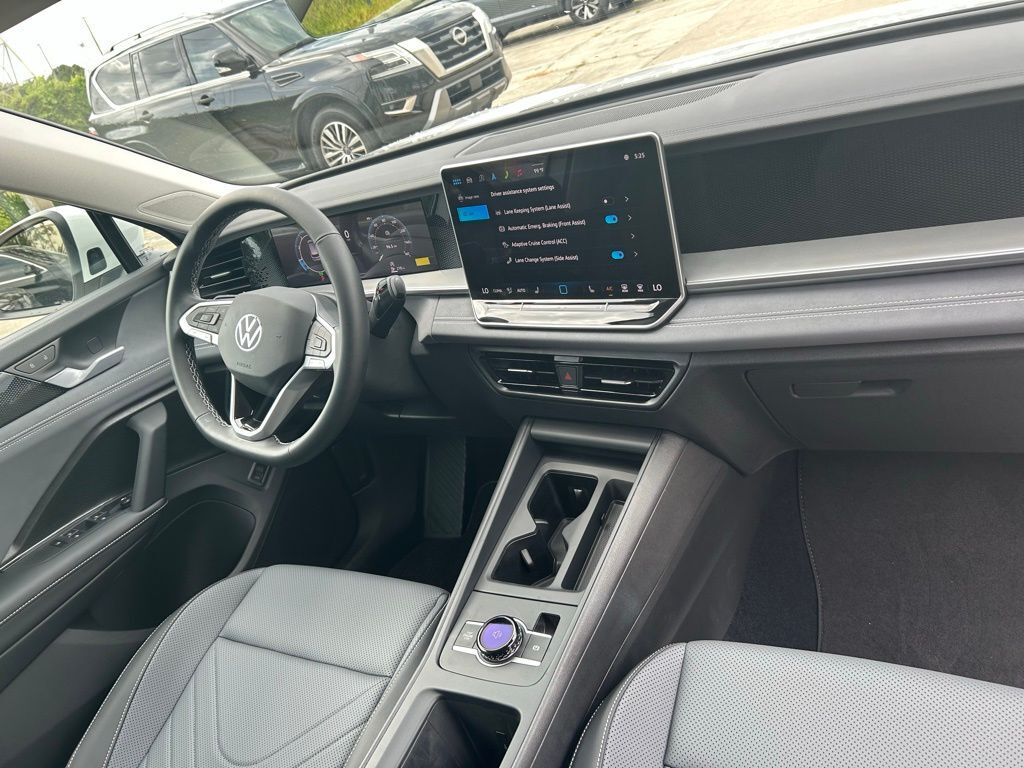 2025 Volkswagen Tiguan 2.0T SE Tampa FL