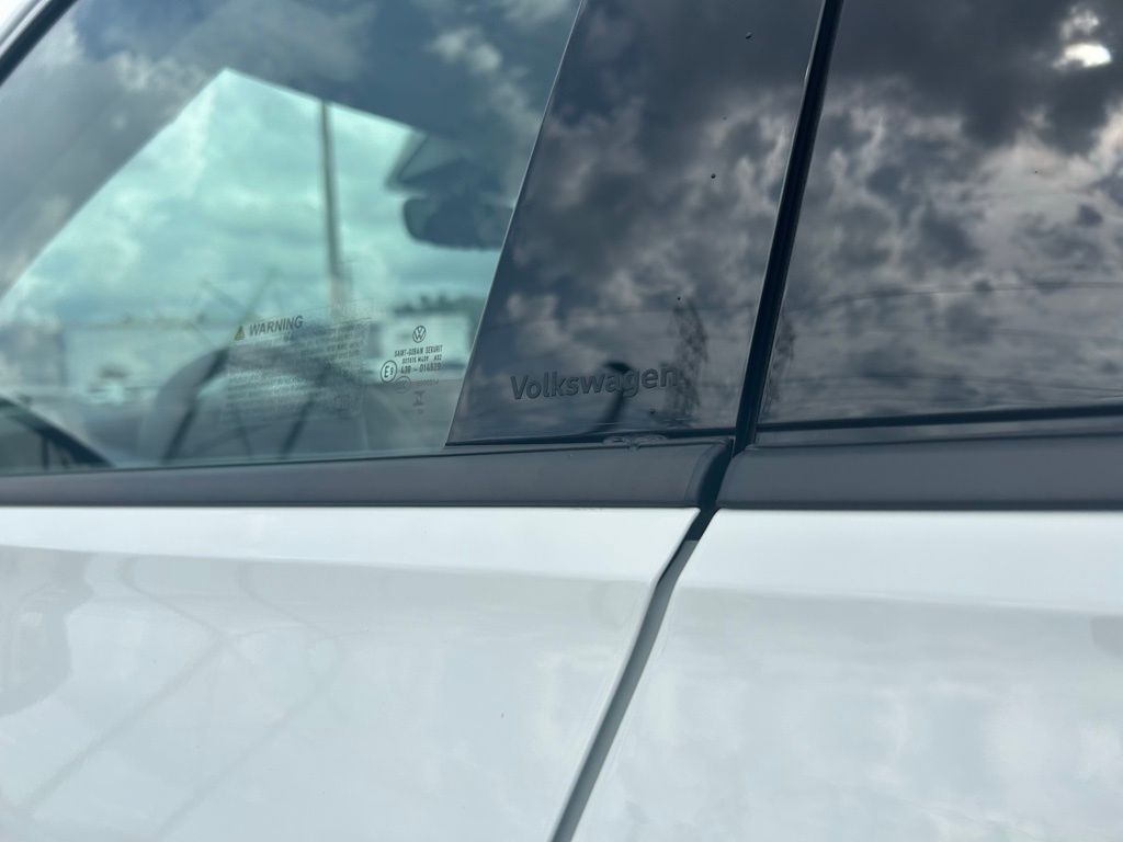 2025 Volkswagen Tiguan 2.0T SE Tampa FL
