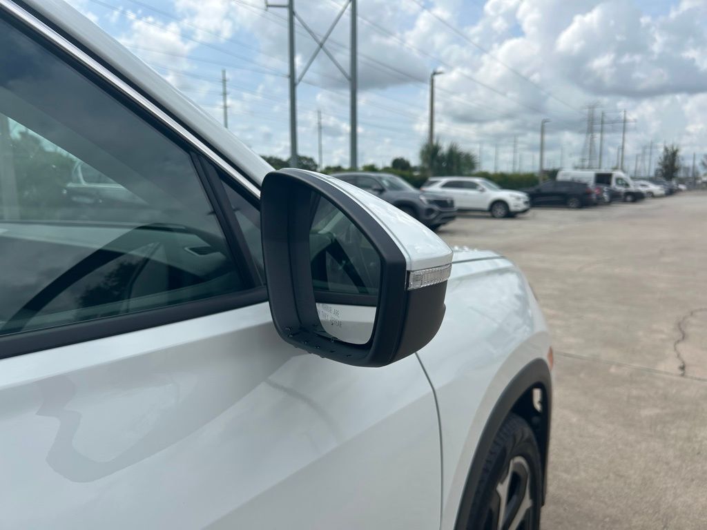 2025 Volkswagen Tiguan 2.0T SE Tampa FL