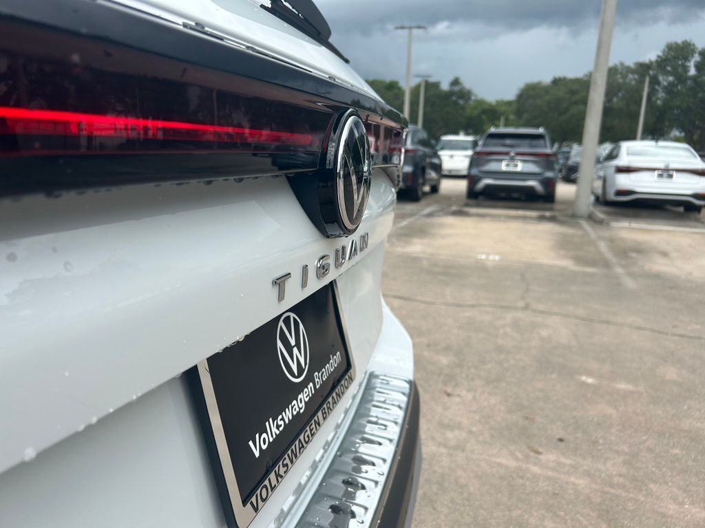 2025 Volkswagen Tiguan 2.0T SE Tampa FL
