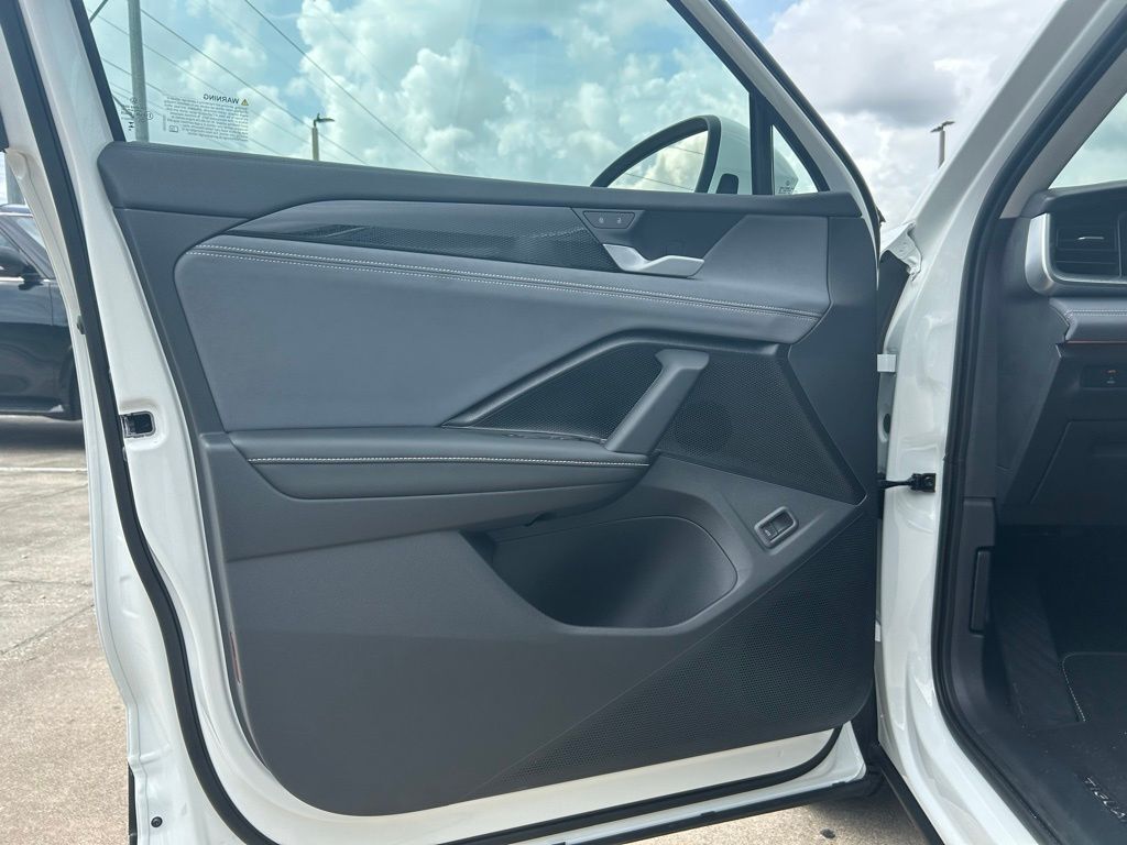 2025 Volkswagen Tiguan 2.0T SE Tampa FL