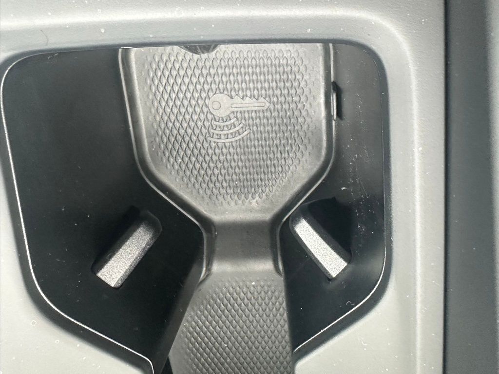 2025 Volkswagen Tiguan 2.0T SE Tampa FL