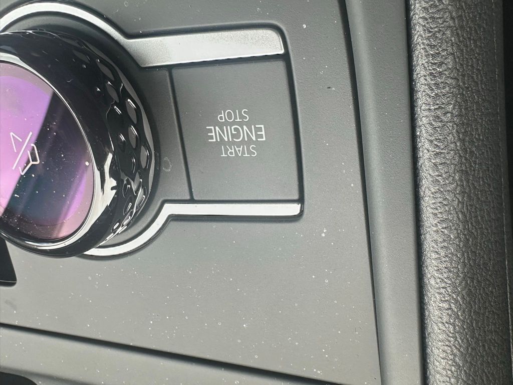 2025 Volkswagen Tiguan 2.0T SE Tampa FL