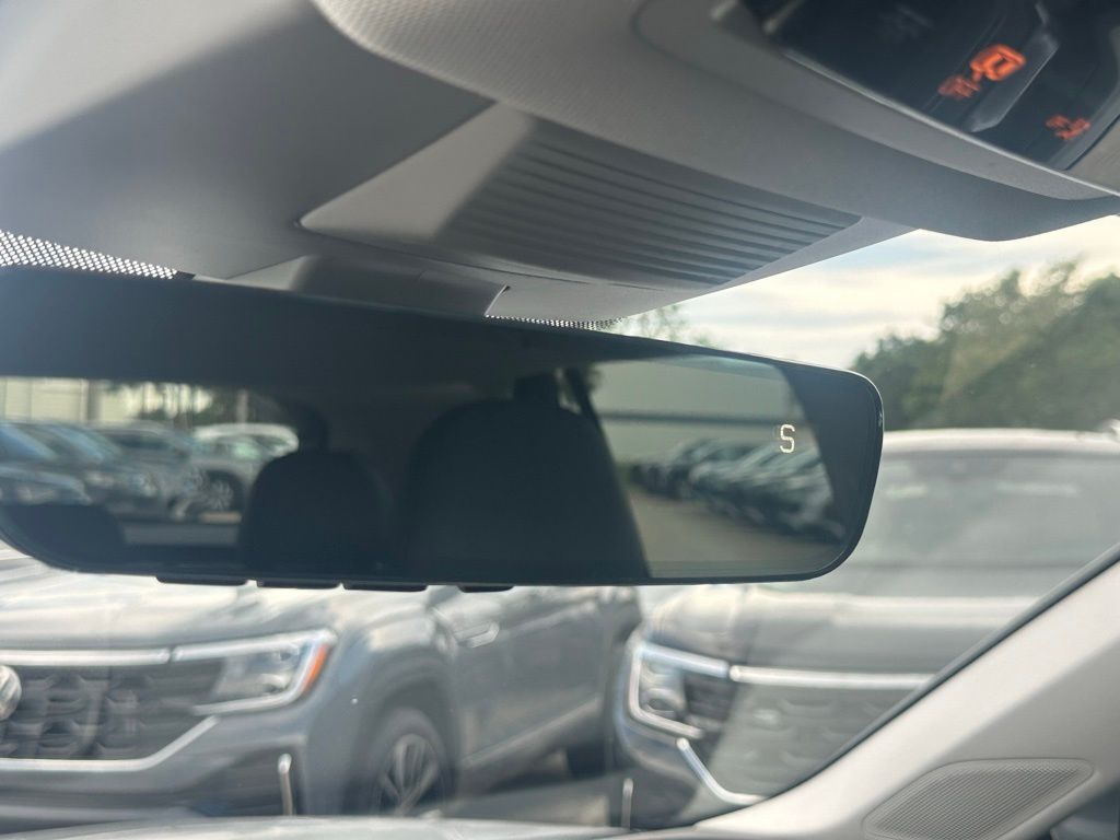 2025 Volkswagen Tiguan 2.0T SE Tampa FL