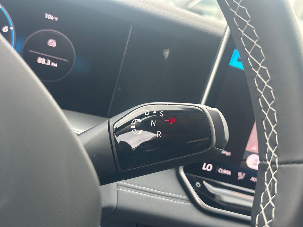 2025 Volkswagen Tiguan 2.0T SE Tampa FL