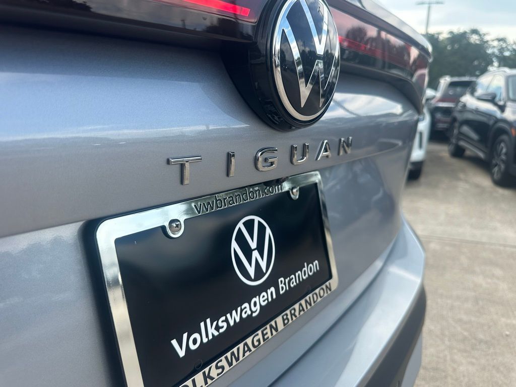 2025 Volkswagen Tiguan 2.0T SE Tampa FL