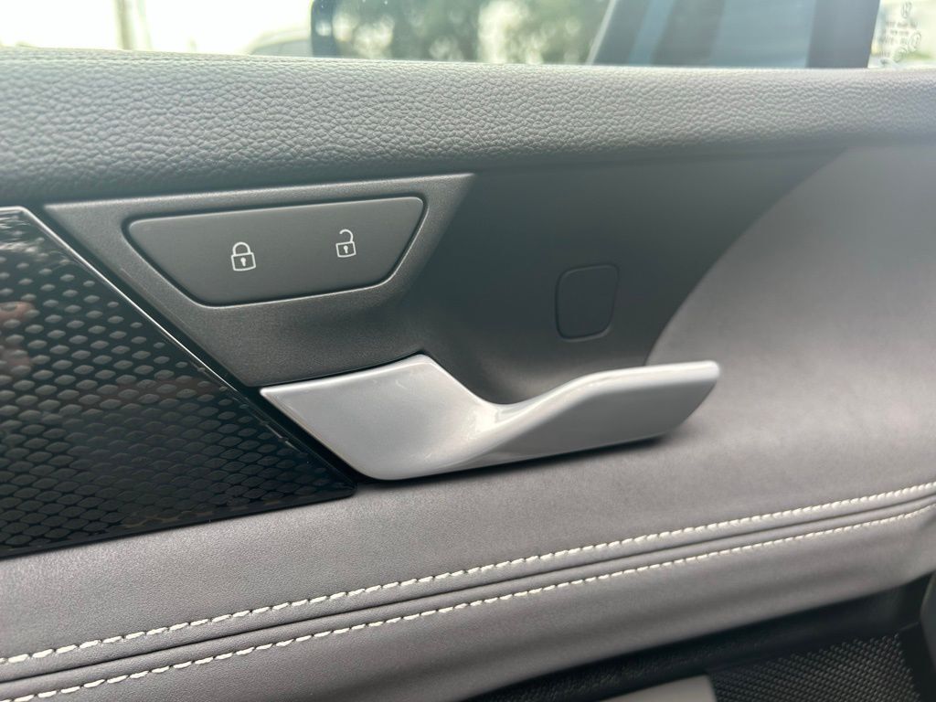 2025 Volkswagen Tiguan 2.0T SE Tampa FL