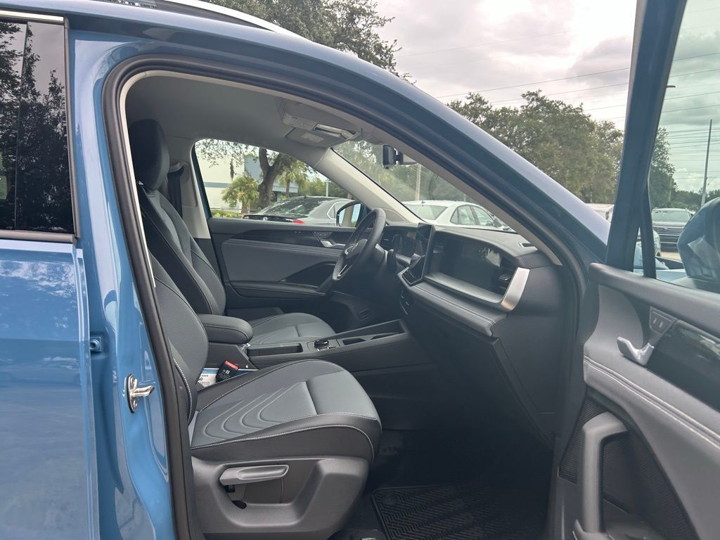 2025 Volkswagen Tiguan 2.0T SE Tampa FL