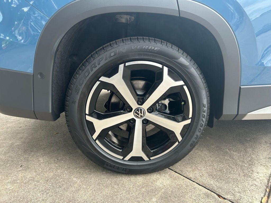 2025 Volkswagen Tiguan 2.0T SE Tampa FL