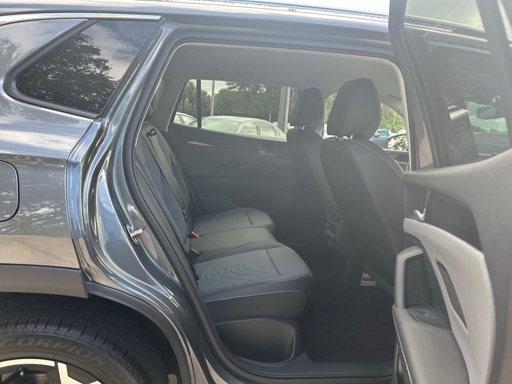 2025 Volkswagen Tiguan 2.0T SE Tampa FL