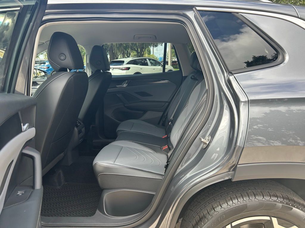 2025 Volkswagen Tiguan 2.0T SE Tampa FL