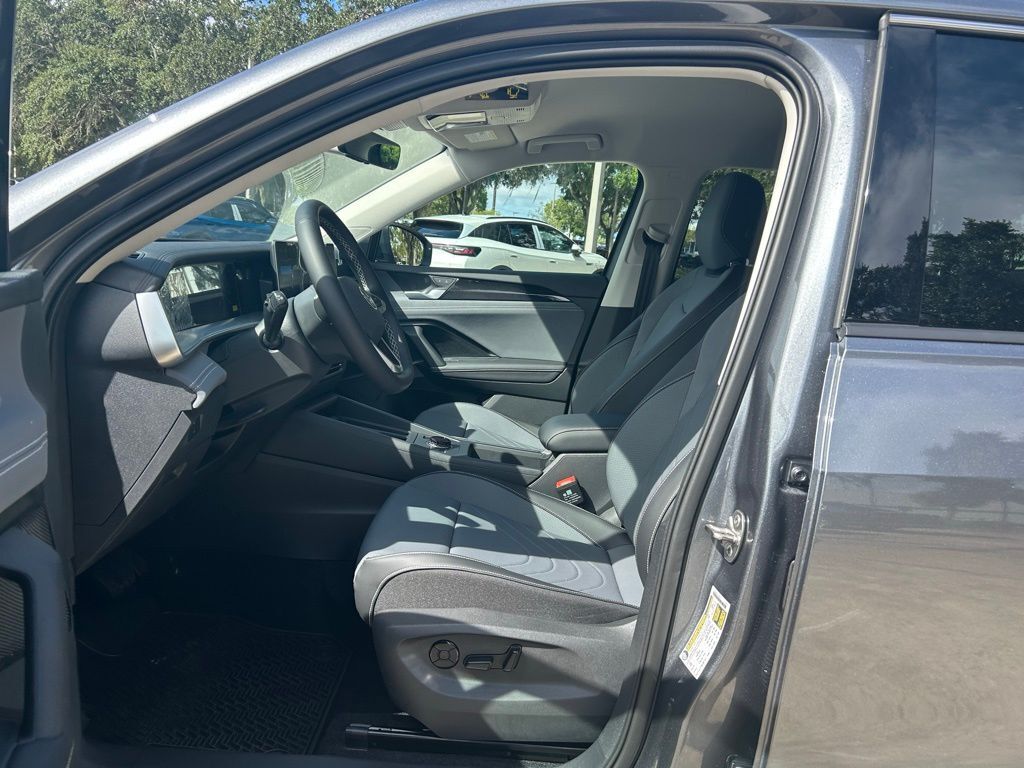 2025 Volkswagen Tiguan 2.0T SE Tampa FL