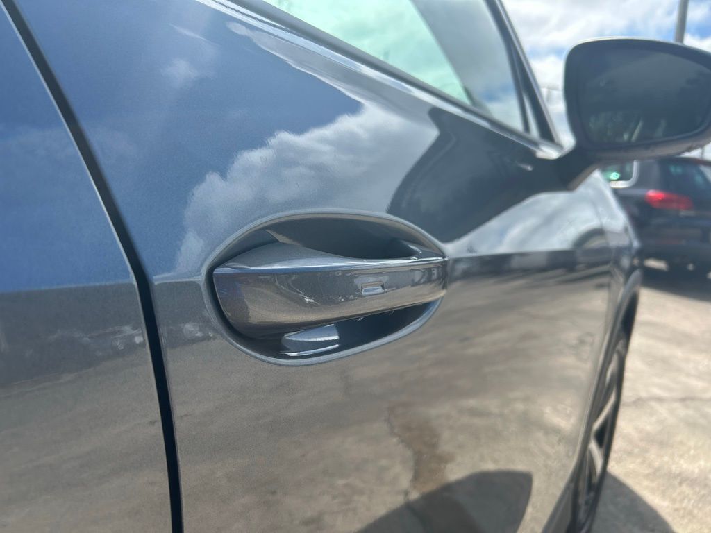 2025 Volkswagen Tiguan 2.0T SE Tampa FL