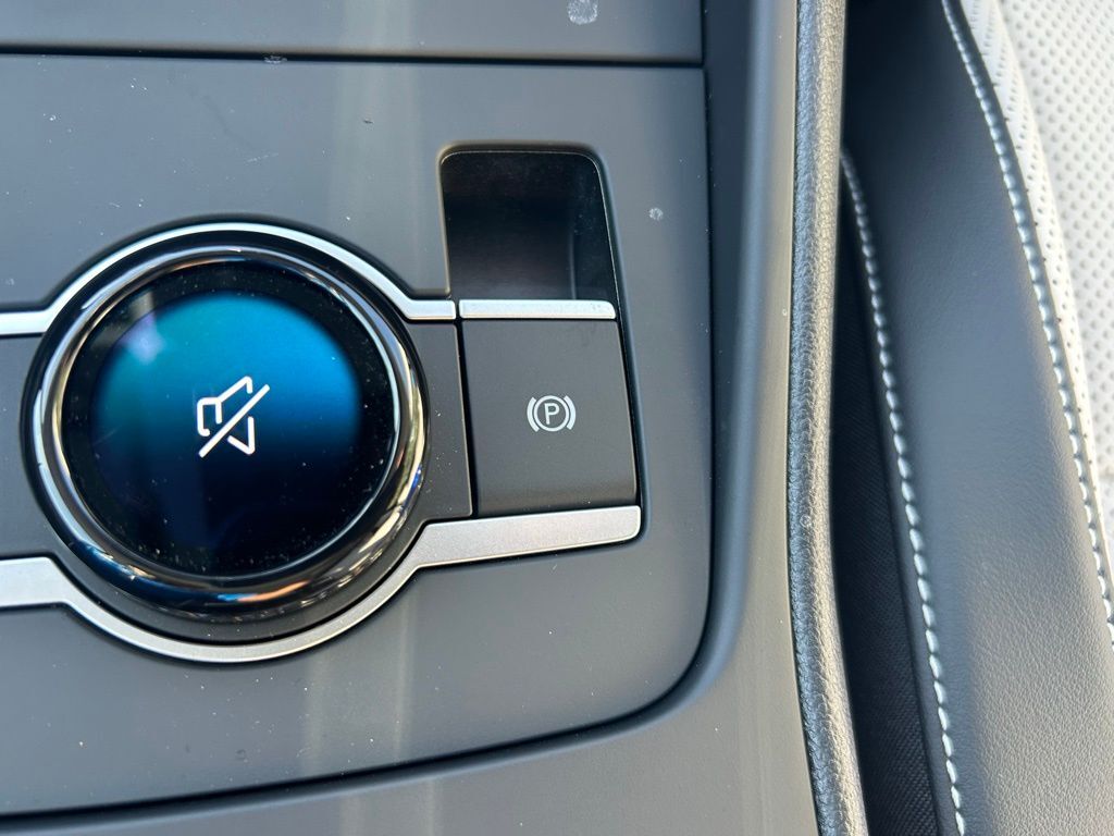 2025 Volkswagen Tiguan 2.0T SE Tampa FL