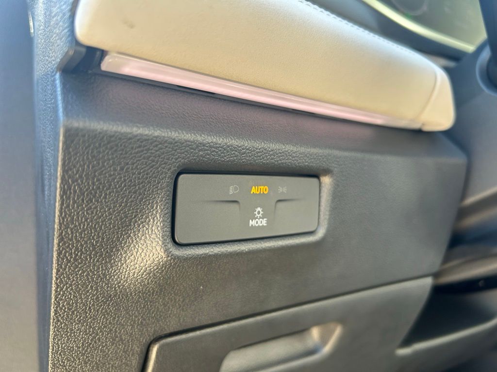 2025 Volkswagen Tiguan 2.0T SE Tampa FL