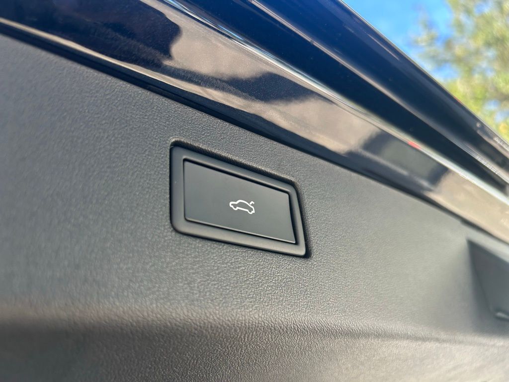 2025 Volkswagen Tiguan 2.0T SE Tampa FL