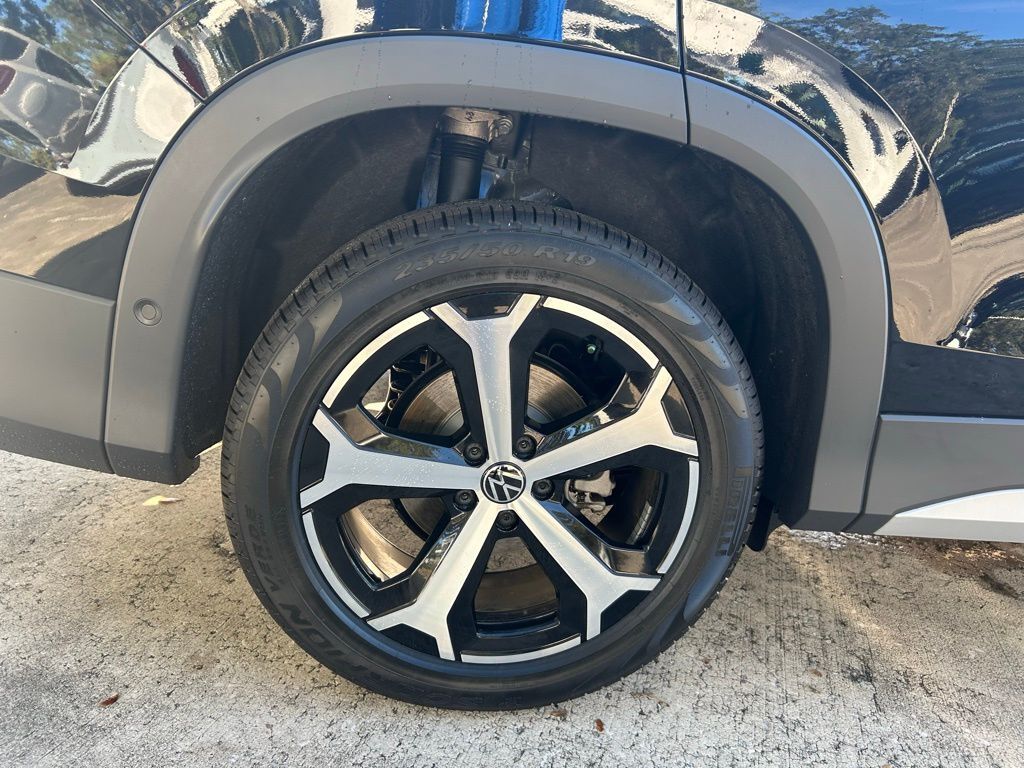 2025 Volkswagen Tiguan 2.0T SE Tampa FL