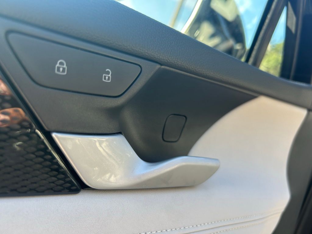 2025 Volkswagen Tiguan 2.0T SE Tampa FL