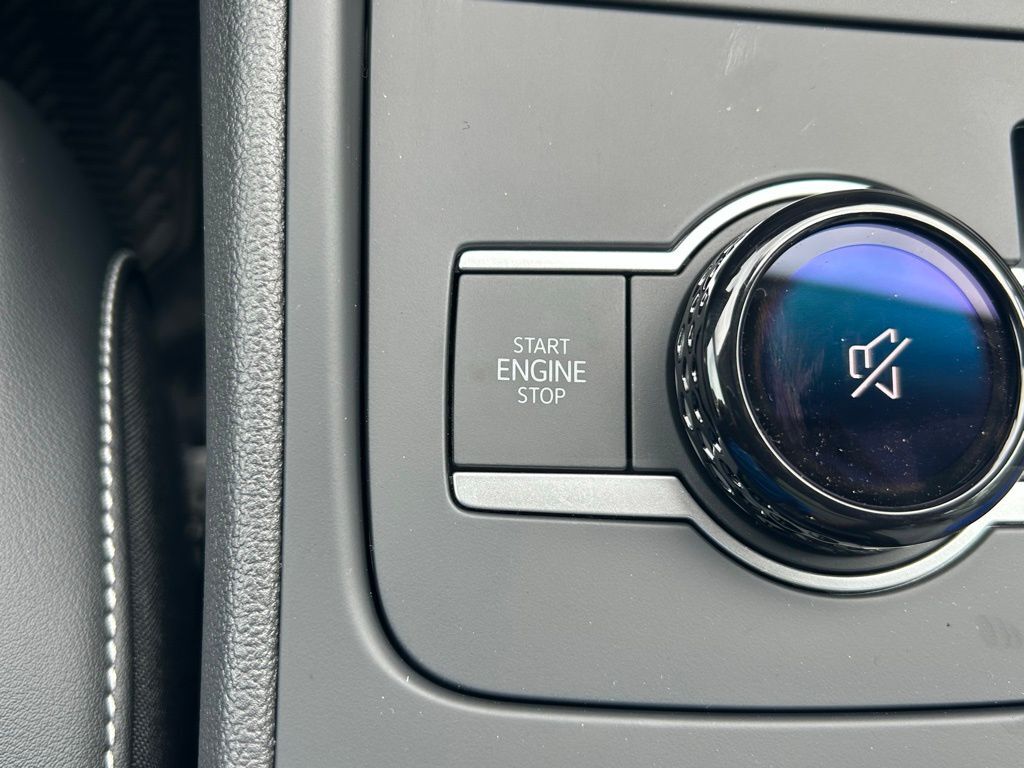 2025 Volkswagen Tiguan 2.0T SE Tampa FL