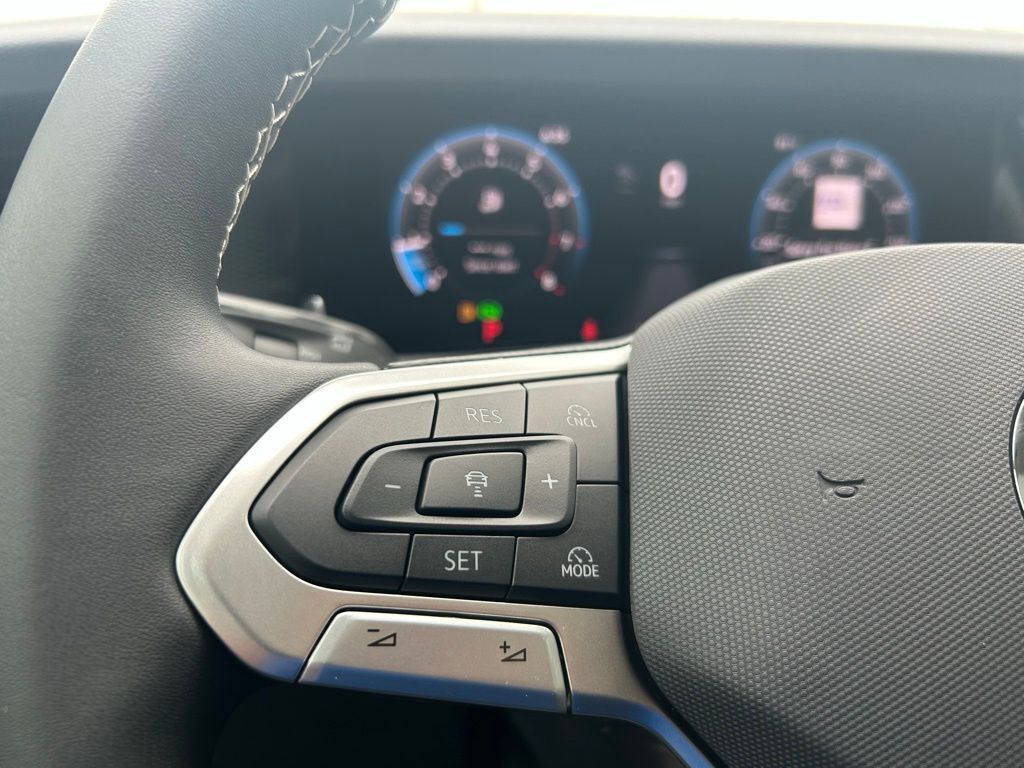 2025 Volkswagen Tiguan 2.0T SE Tampa FL