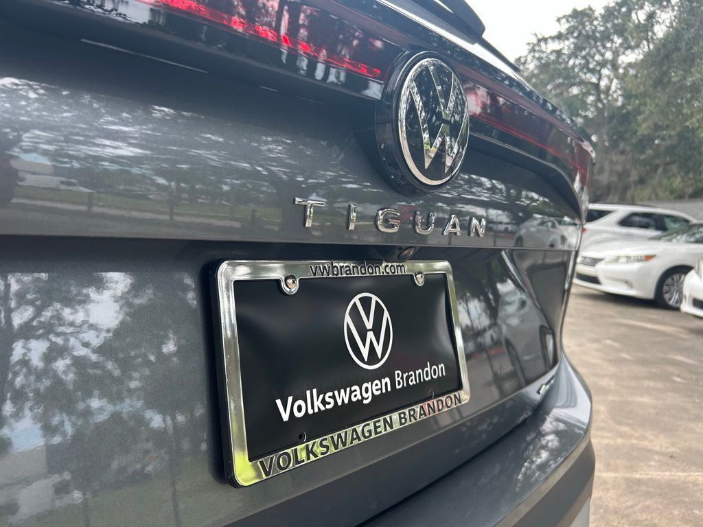 2025 Volkswagen Tiguan 2.0T SE Tampa FL