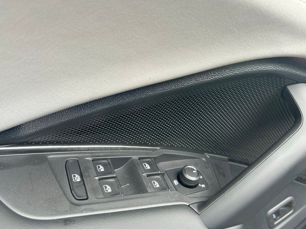 2025 Volkswagen Tiguan 2.0T SE Tampa FL