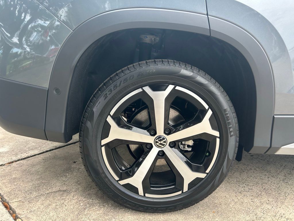 2025 Volkswagen Tiguan 2.0T SE Tampa FL