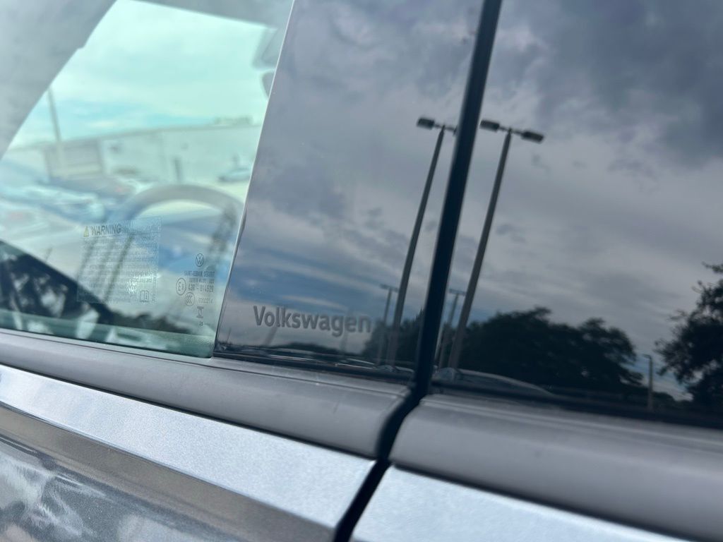 2025 Volkswagen Tiguan 2.0T SE Tampa FL