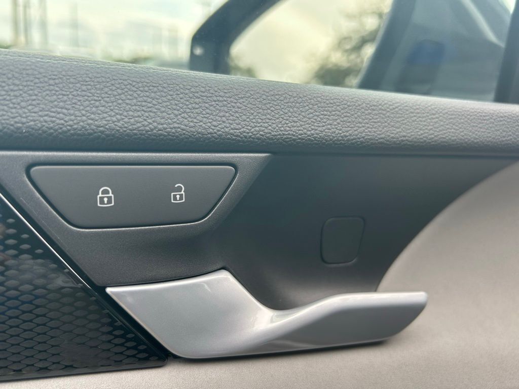 2025 Volkswagen Tiguan 2.0T SE Tampa FL