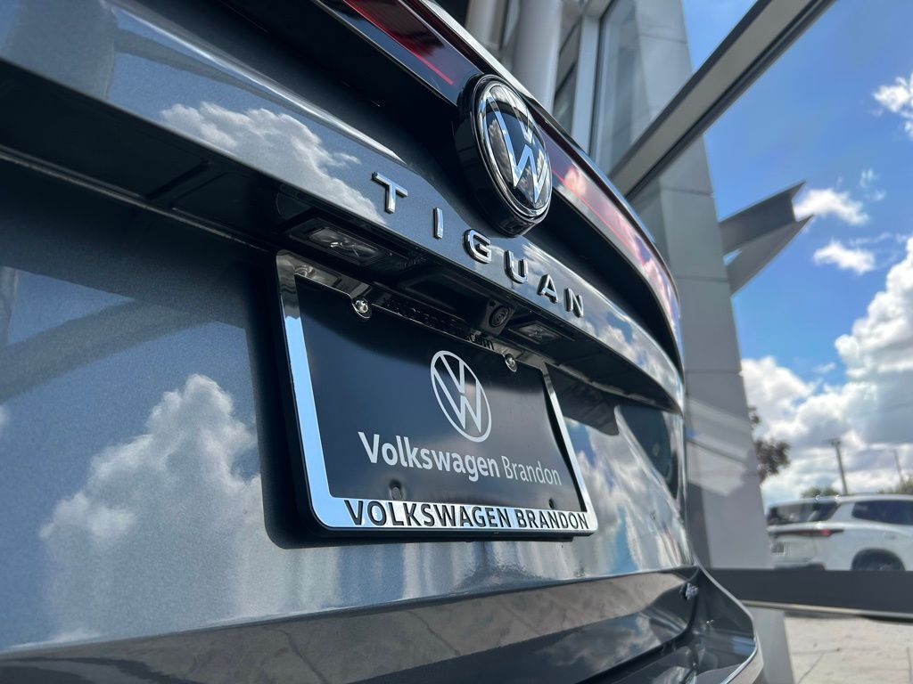 2025 Volkswagen Tiguan 2.0T SE Tampa FL