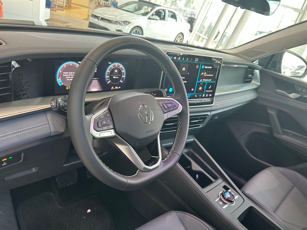 2025 Volkswagen Tiguan 2.0T SE Tampa FL