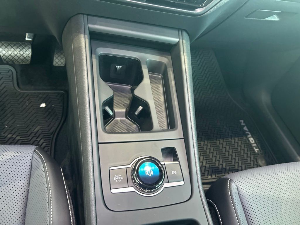 2025 Volkswagen Tiguan 2.0T SE Tampa FL