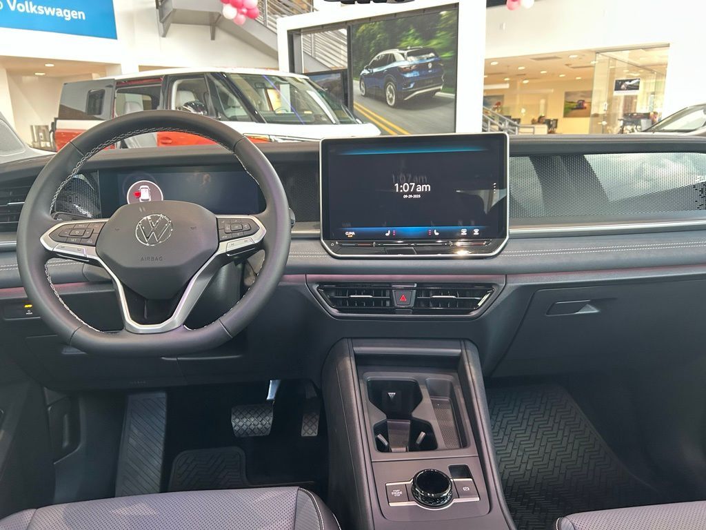 2025 Volkswagen Tiguan 2.0T SE Tampa FL