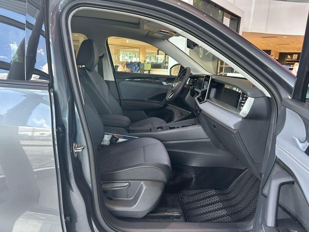 2025 Volkswagen Tiguan 2.0T SE Tampa FL