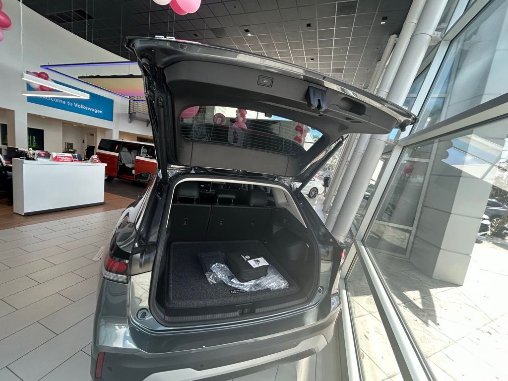 2025 Volkswagen Tiguan 2.0T SE Tampa FL