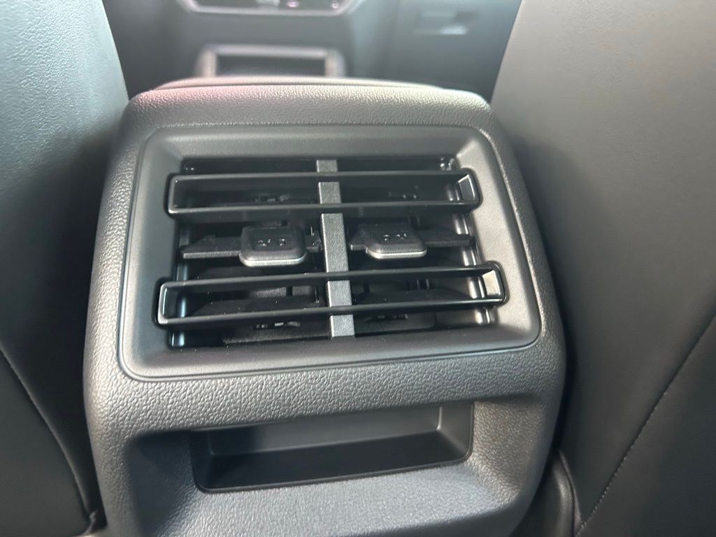 2025 Volkswagen Tiguan 2.0T SE Tampa FL