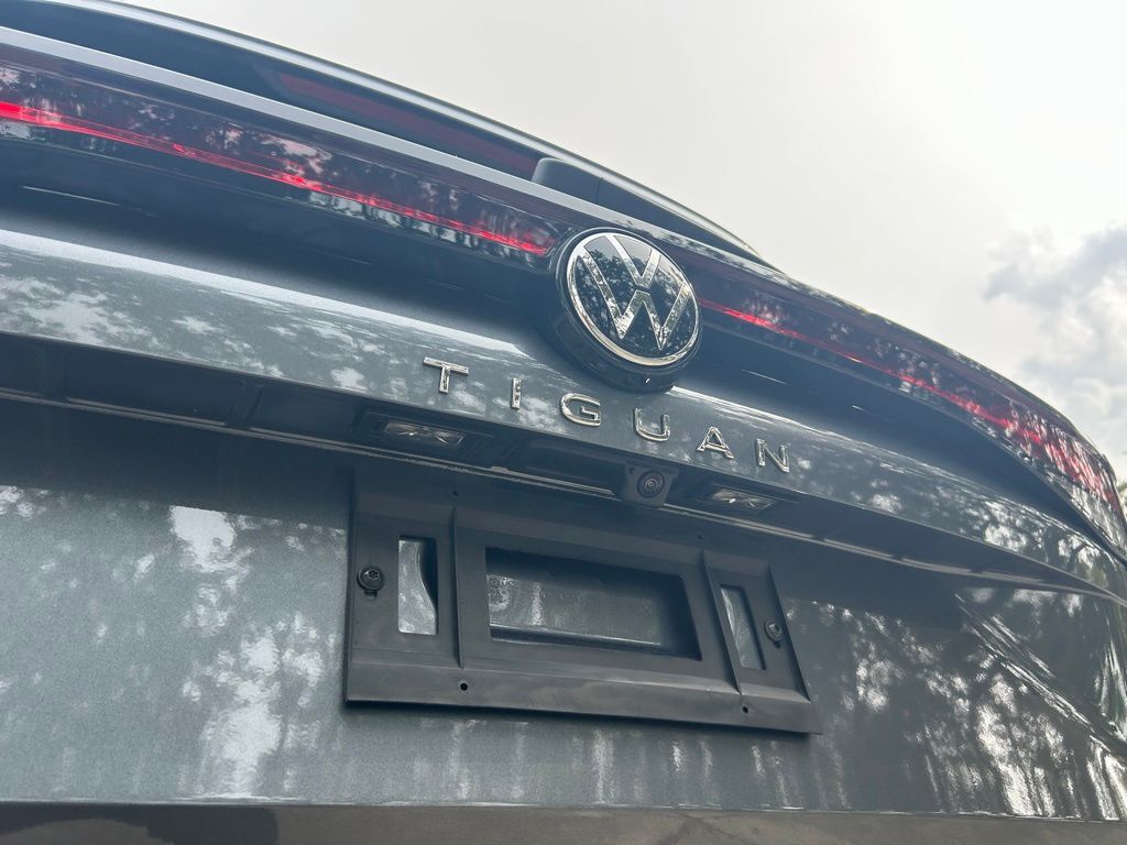 2025 Volkswagen Tiguan 2.0T SE Tampa FL