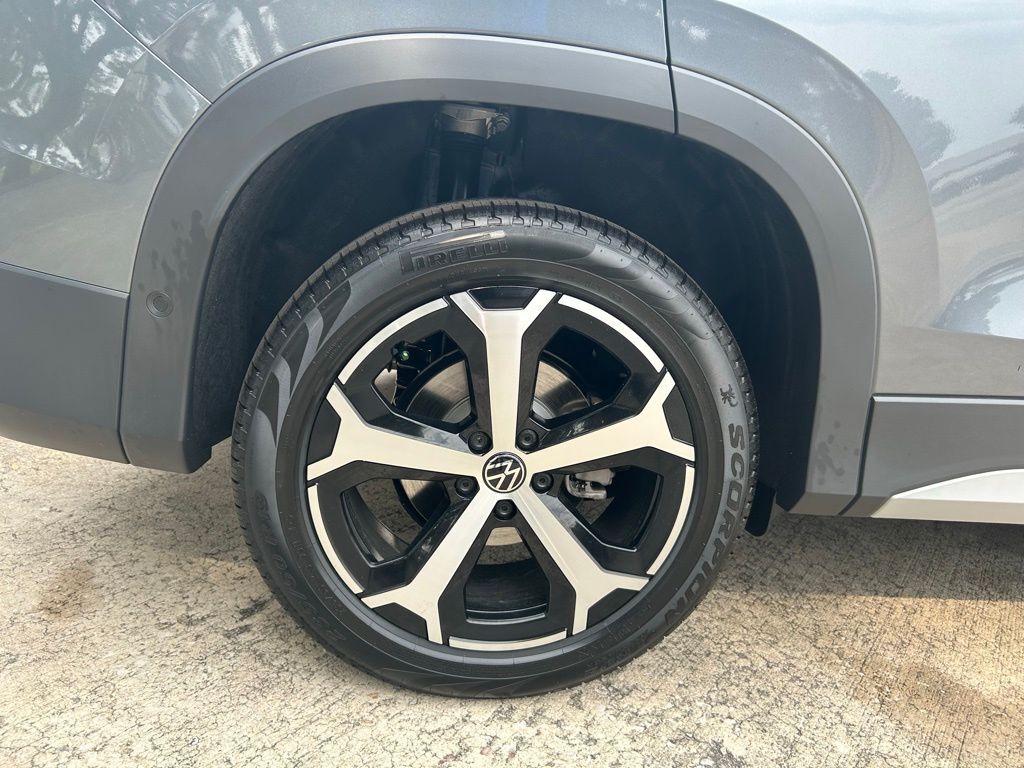 2025 Volkswagen Tiguan 2.0T SE Tampa FL