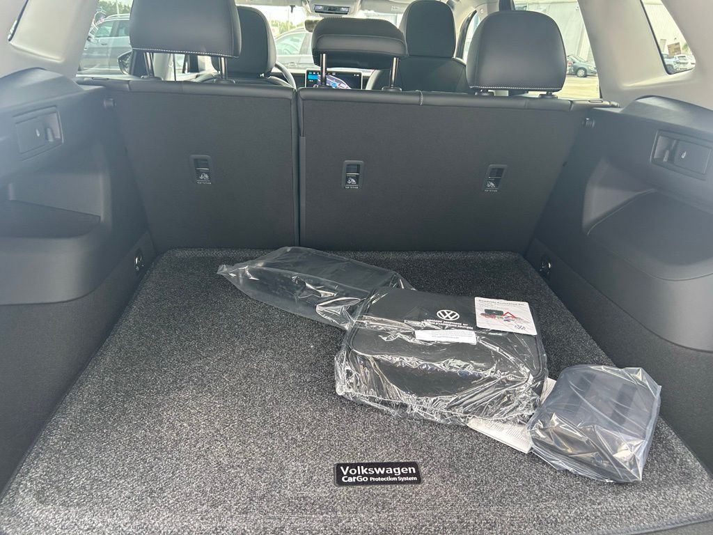 2025 Volkswagen Tiguan 2.0T SE Tampa FL