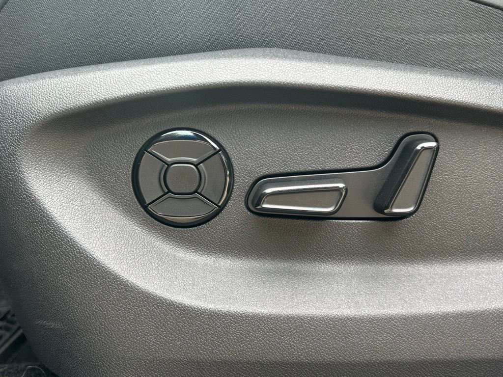 2025 Volkswagen Tiguan 2.0T SE Tampa FL