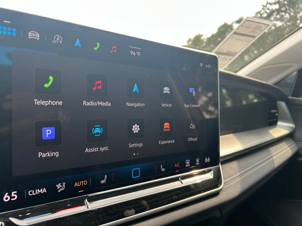 2025 Volkswagen Tiguan 2.0T SE Tampa FL