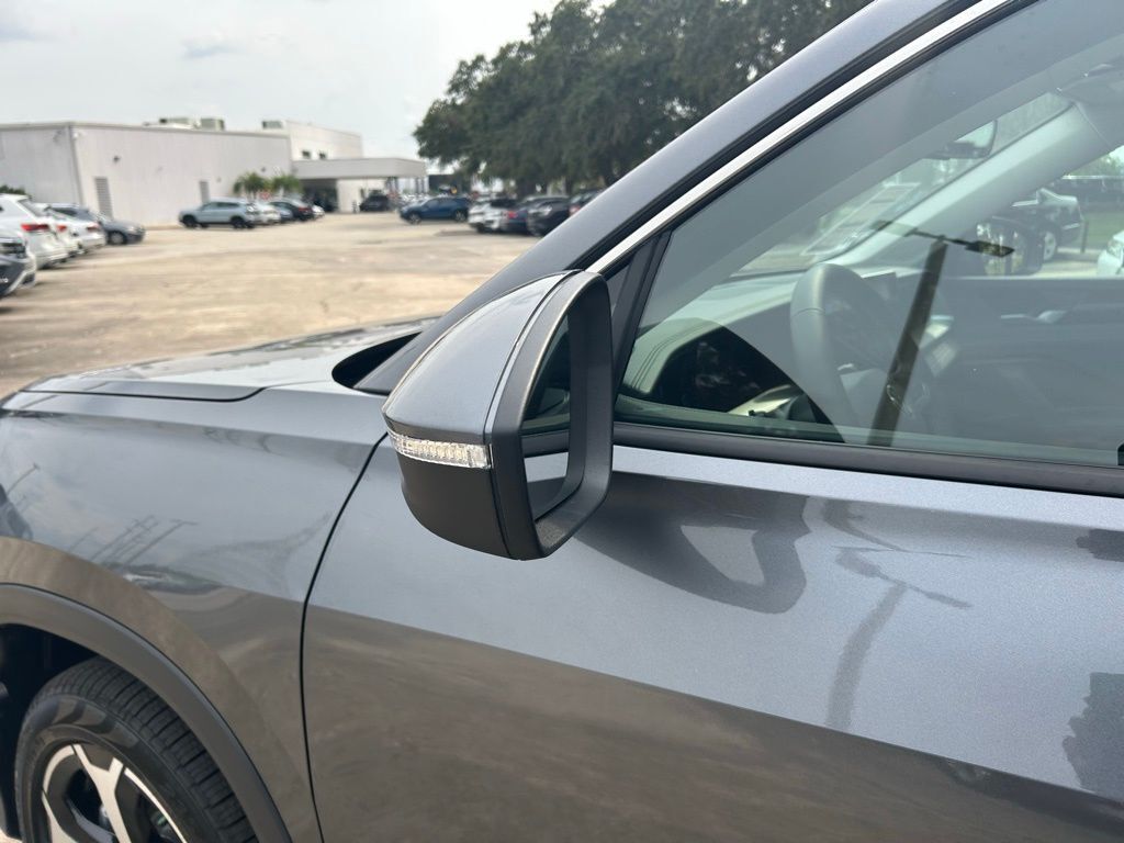 2025 Volkswagen Tiguan 2.0T SE Tampa FL