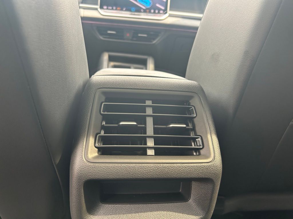 2025 Volkswagen Tiguan 2.0T SE Tampa FL