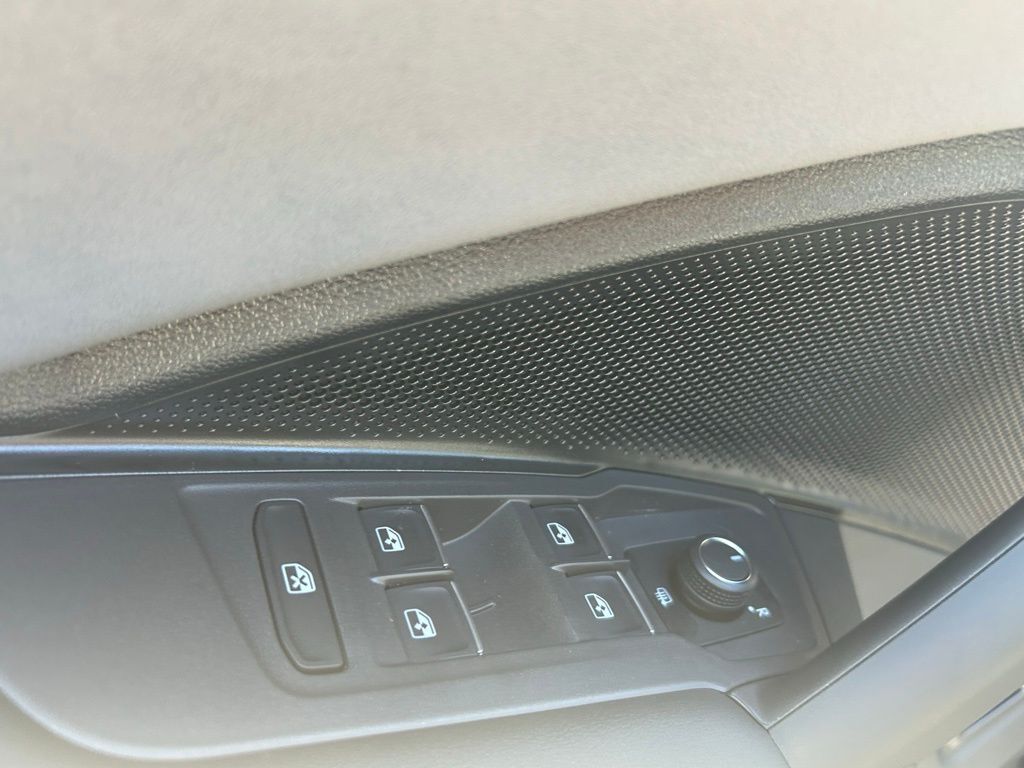 2025 Volkswagen Tiguan 2.0T SE Tampa FL