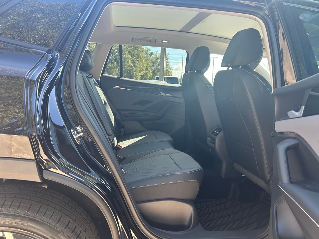 2025 Volkswagen Tiguan 2.0T SE Tampa FL