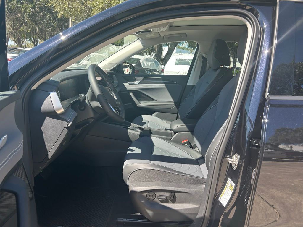 2025 Volkswagen Tiguan 2.0T SE Tampa FL